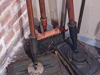 Oude boenborstels - afbeelding 1 van  1