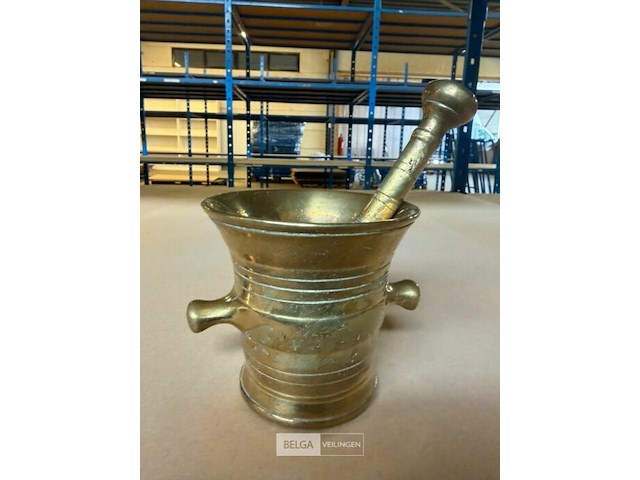 Oude bronzen vijzel - afbeelding 1 van  2