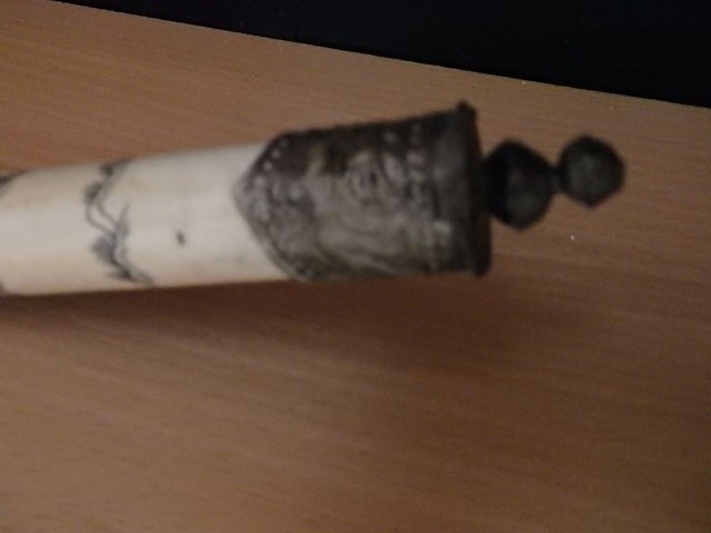 Oude chinese opium pijp in been, gegraveerd - afbeelding 3 van  3