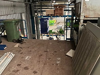 Oude cirkelzaagmachine - afbeelding 6 van  6