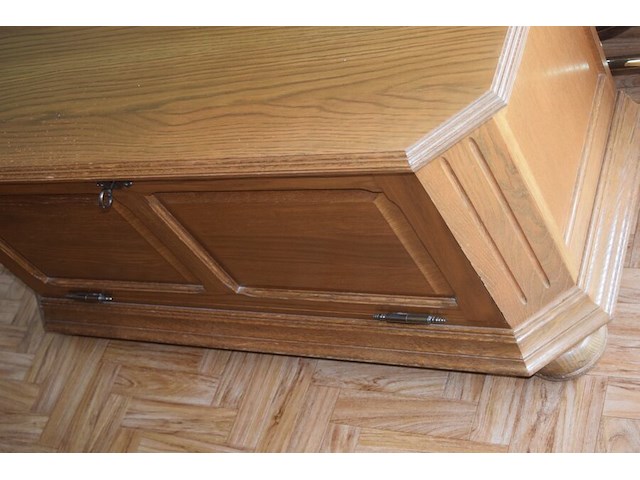 Oude commode met spiegel en dekenkist - afbeelding 5 van  5