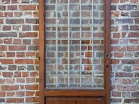 Oude deur met glas - afbeelding 1 van  1