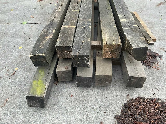 Oude eiken balken 15x15 cm (10x) - afbeelding 3 van  6