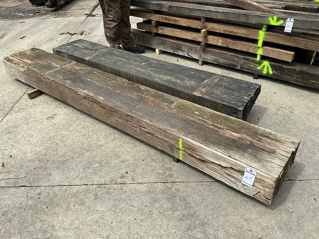 Oude eiken balken 20x40 (2x) - afbeelding 1 van  6