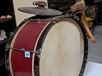 Oude fanfare basdrum - afbeelding 1 van  3