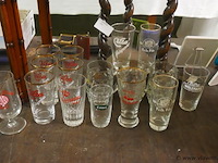 Oude glazen - afbeelding 1 van  1