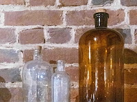 Oude glazn flessen - afbeelding 1 van  1