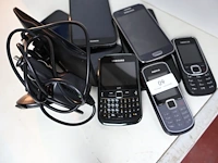Oude gsm (x7) - afbeelding 3 van  4