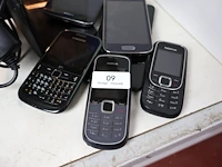 Oude gsm (x7) - afbeelding 4 van  4