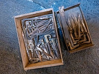 Oude handgesmede nagels frankrijk - afbeelding 1 van  3