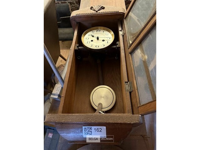 Oude hangklok + houten bord - afbeelding 2 van  3