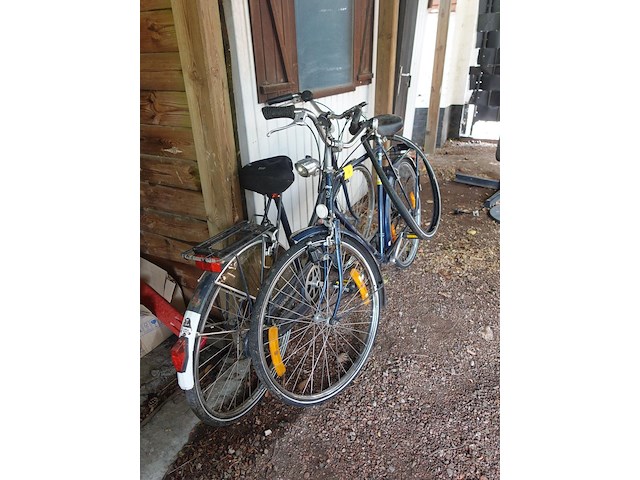 Oude herenfiets superia + damesfiets raleigh - afbeelding 2 van  5