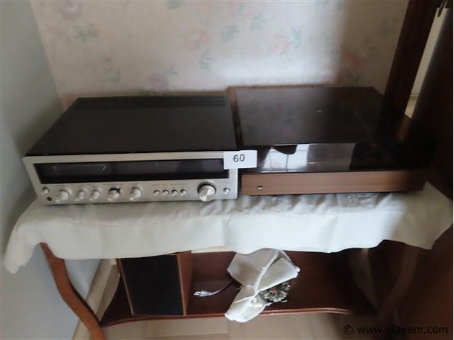 Oude hifi niet getest - afbeelding 1 van  3