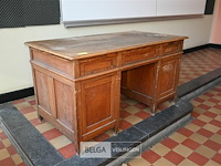 Oude houten bureau - afbeelding 1 van  6