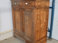 Oude houten halfhoge kast 2 deuren 2 laden, 2 flessen rode wijn jp chenet - afbeelding 2 van  6