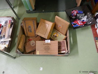 Oude houten kistjes - afbeelding 1 van  1