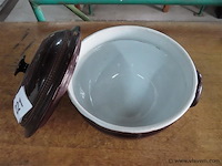 Oude keramieken terrine - afbeelding 3 van  3