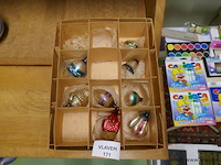 Oude kerstballen - afbeelding 1 van  1