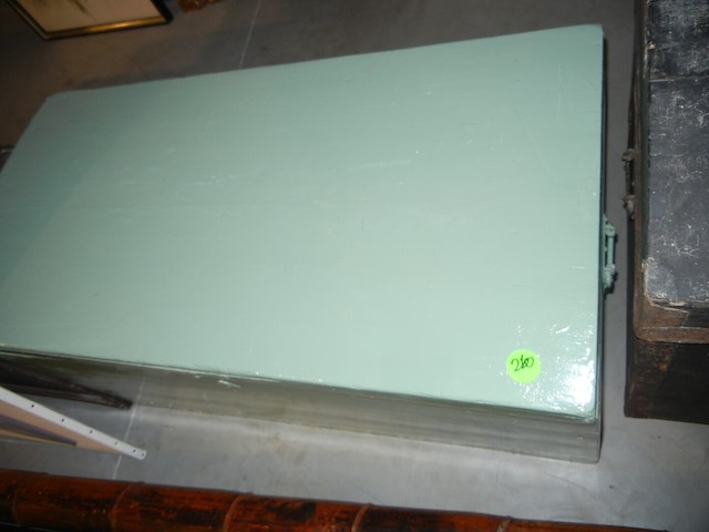 Oude koffer (geschilderd) - afbeelding 1 van  2