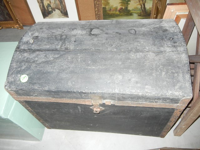 Oude koffer - afbeelding 1 van  2