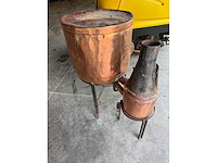 Oude koperen distilleerketel - afbeelding 2 van  3