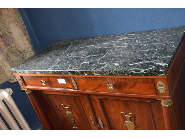 Oude ladenkast 2 deuren 2 laden met marmeren blad en koper beslag afm. 125x105x60 - afbeelding 5 van  8