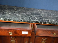 Oude ladenkast 2 deuren 2 laden met marmeren blad en koper beslag afm. 125x105x60 - afbeelding 6 van  8