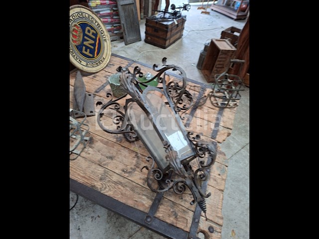 Oude lamp - afbeelding 1 van  1