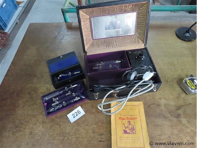 Oude mega-bestraler - afbeelding 1 van  6