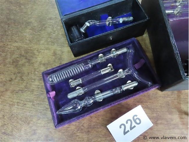 Oude mega-bestraler - afbeelding 2 van  6