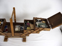 Oude naaidoos - afbeelding 5 van  5