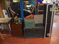 Oude naaimachine naaivita deluxe, metalen en houten kist - afbeelding 1 van  9