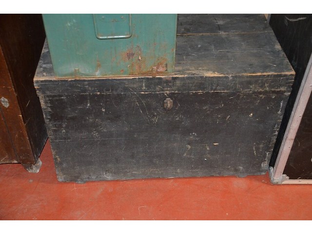 Oude naaimachine naaivita deluxe, metalen en houten kist - afbeelding 6 van  9