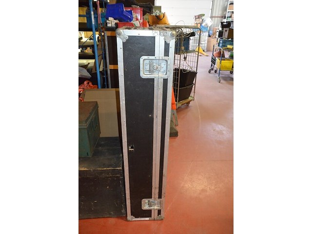 Oude naaimachine naaivita deluxe, metalen en houten kist - afbeelding 8 van  9