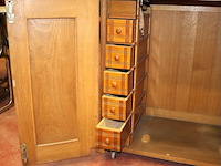 Oude naaitafel - afbeelding 6 van  7