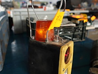 Oude noodseinlantaarn - afbeelding 2 van  2