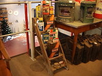 Oude olieblikken (x8) - afbeelding 1 van  5