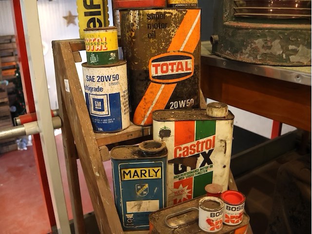 Oude olieblikken (x8) - afbeelding 3 van  5