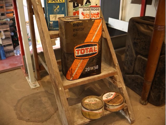 Oude olieblikken (x8) - afbeelding 4 van  5