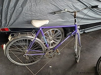 Oude peugeot herenfiets - afbeelding 1 van  1
