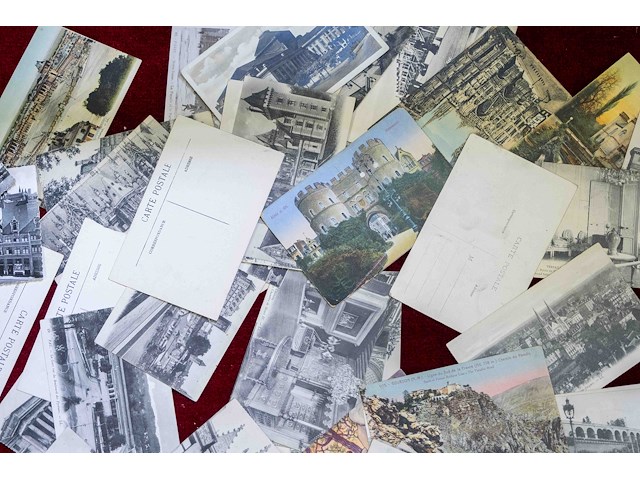 Oude postkaarten met kartonnen fotohouders - afbeelding 4 van  7