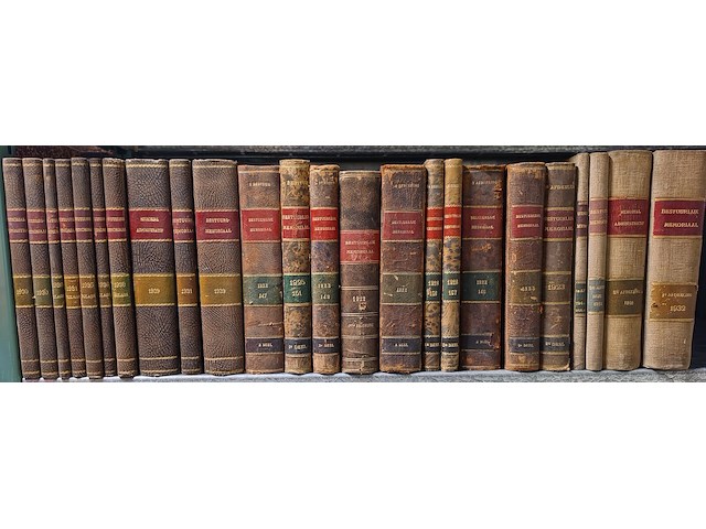 Oude publicaties - afbeelding 1 van  1