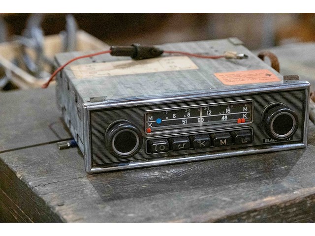 Oude radio mercedes - afbeelding 1 van  1