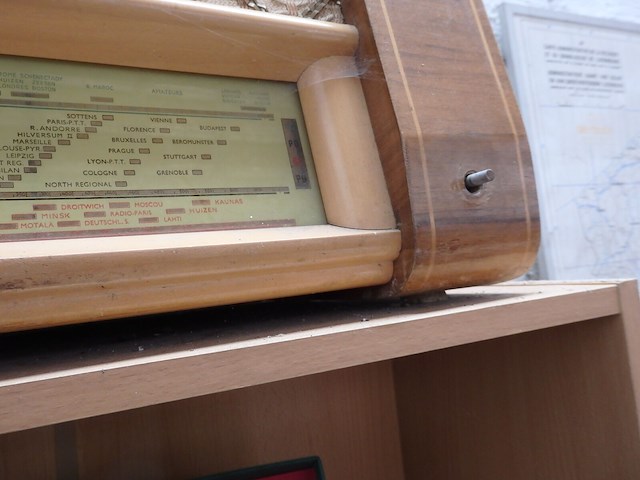 Oude radio novera - afbeelding 3 van  3