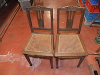 Oude rechthoekige oude tafel met 2 stoelen, 3 delige bijzettafel - afbeelding 7 van  9