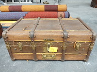 Oude reiskoffer - afbeelding 1 van  3