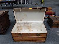 Oude reiskoffer - afbeelding 2 van  4