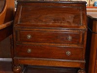 Oude secretaire 2 laden 1 valdeur, nachtkastje 1 deur 1 lade wit marmeren blad - afbeelding 3 van  8