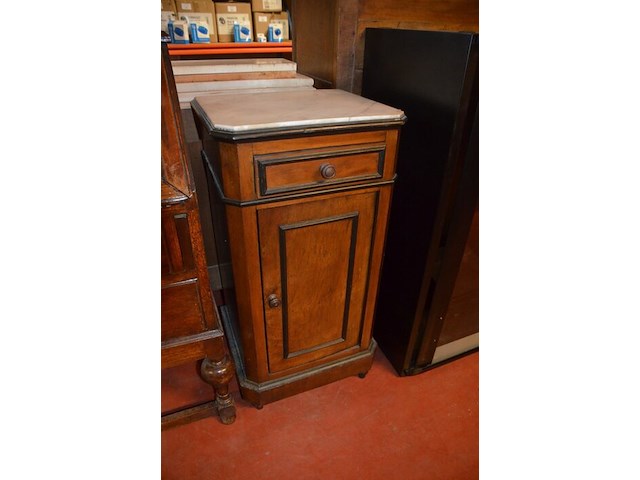 Oude secretaire 2 laden 1 valdeur, nachtkastje 1 deur 1 lade wit marmeren blad - afbeelding 7 van  8