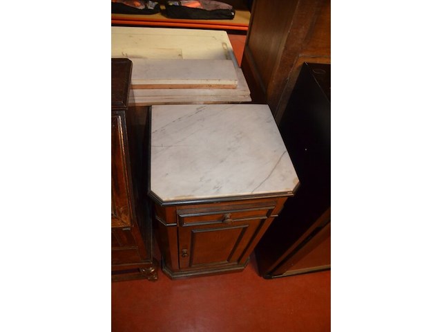 Oude secretaire 2 laden 1 valdeur, nachtkastje 1 deur 1 lade wit marmeren blad - afbeelding 8 van  8